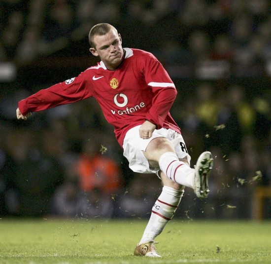 TA：诺维奇前锋萨金特与狼堡正深入谈判，有望重返德甲联赛.