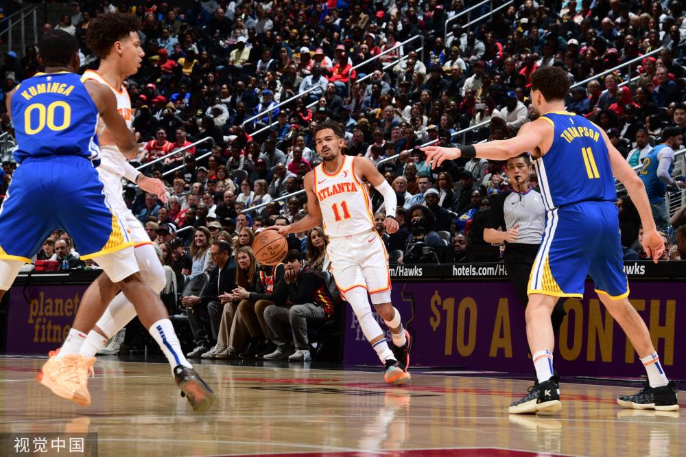 以其卓越的 以其卓越的